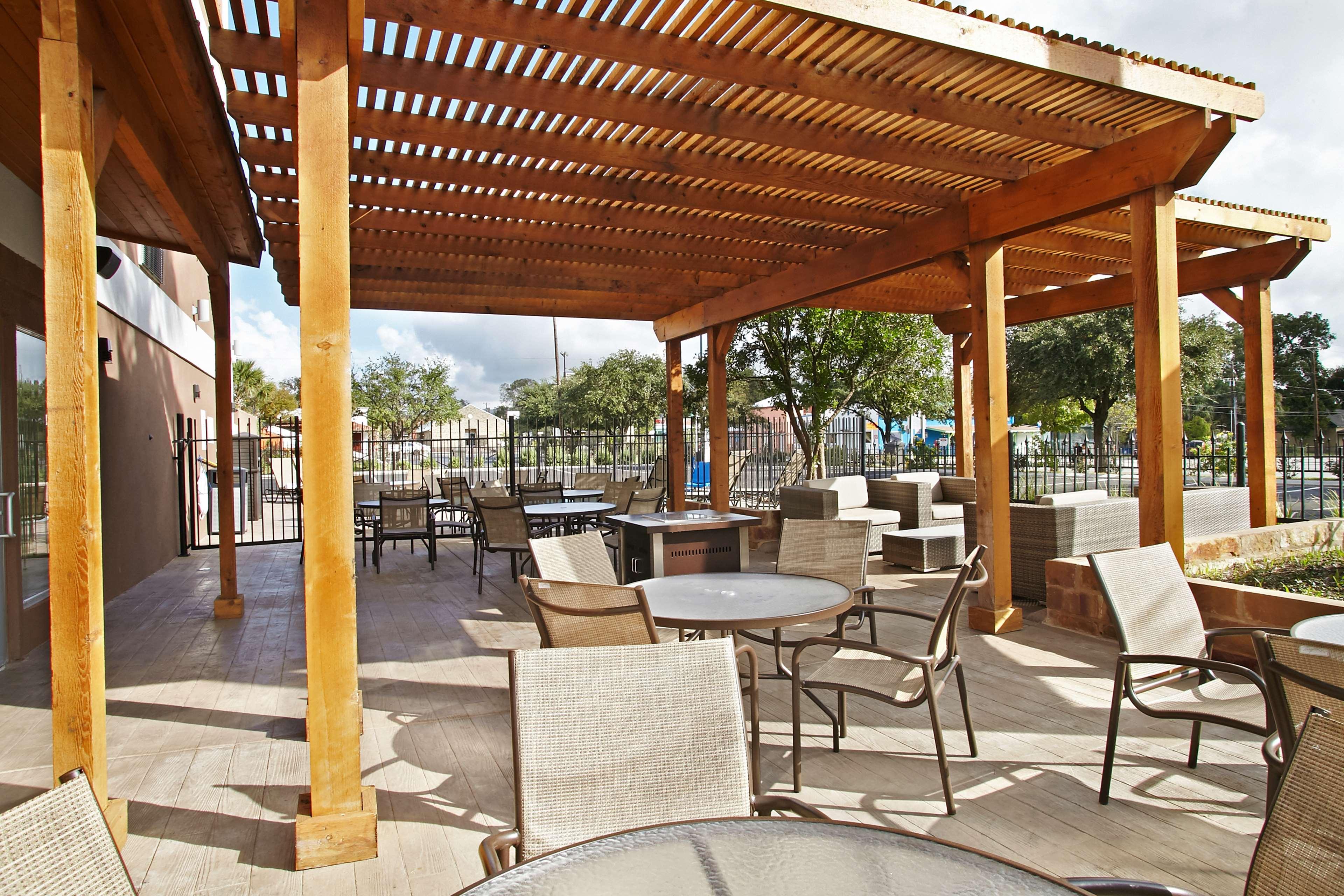 Best Western Plus Madison-Huntsville Hotel Kültér fotó