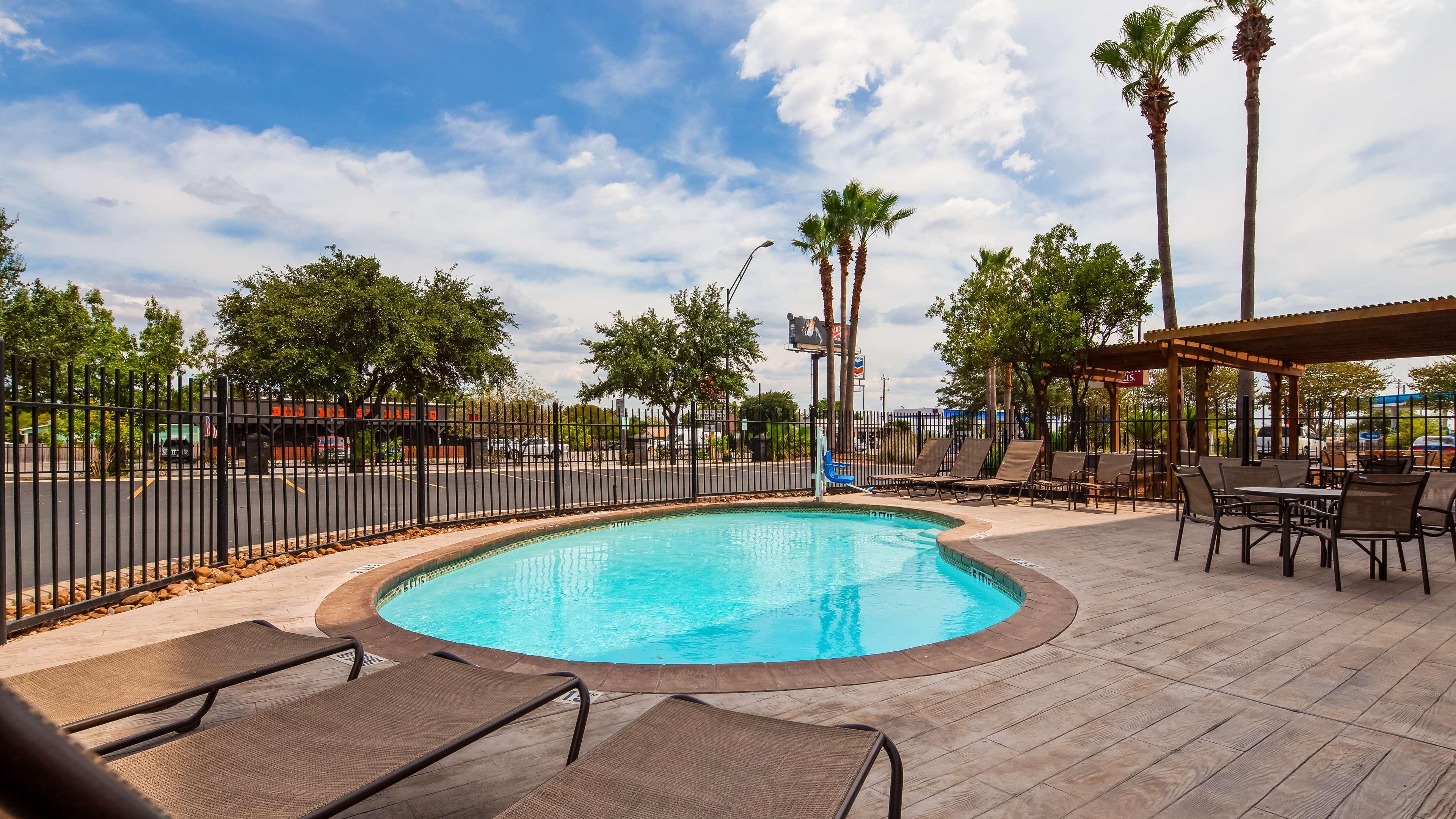 Best Western Plus Madison-Huntsville Hotel Kültér fotó