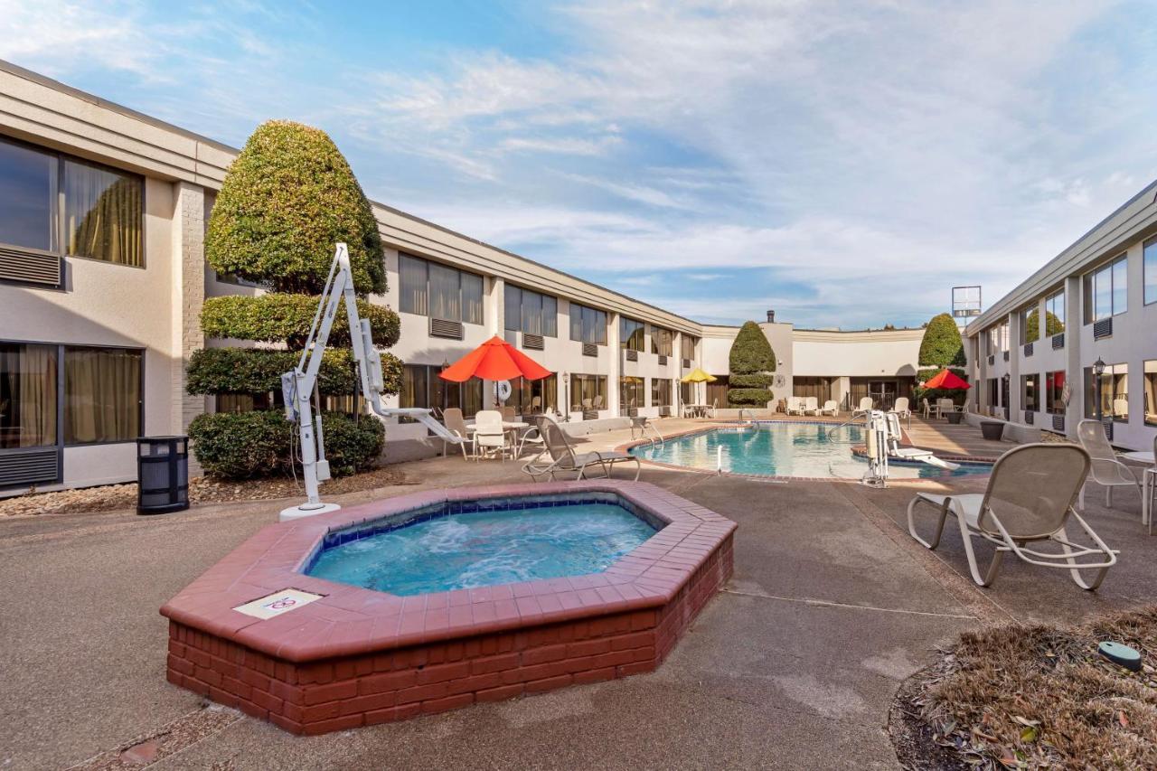 Best Western Plus Madison-Huntsville Hotel Kültér fotó